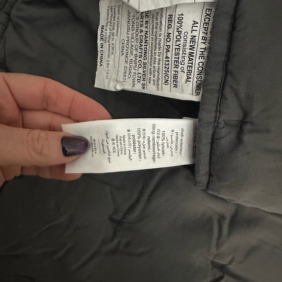 West Elm quilt/comforter (Queen/full) - Picture 2 of 8